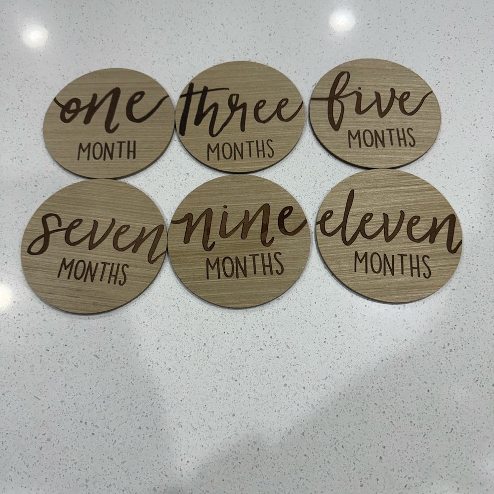 Kate & Milo Monthly milestone markers